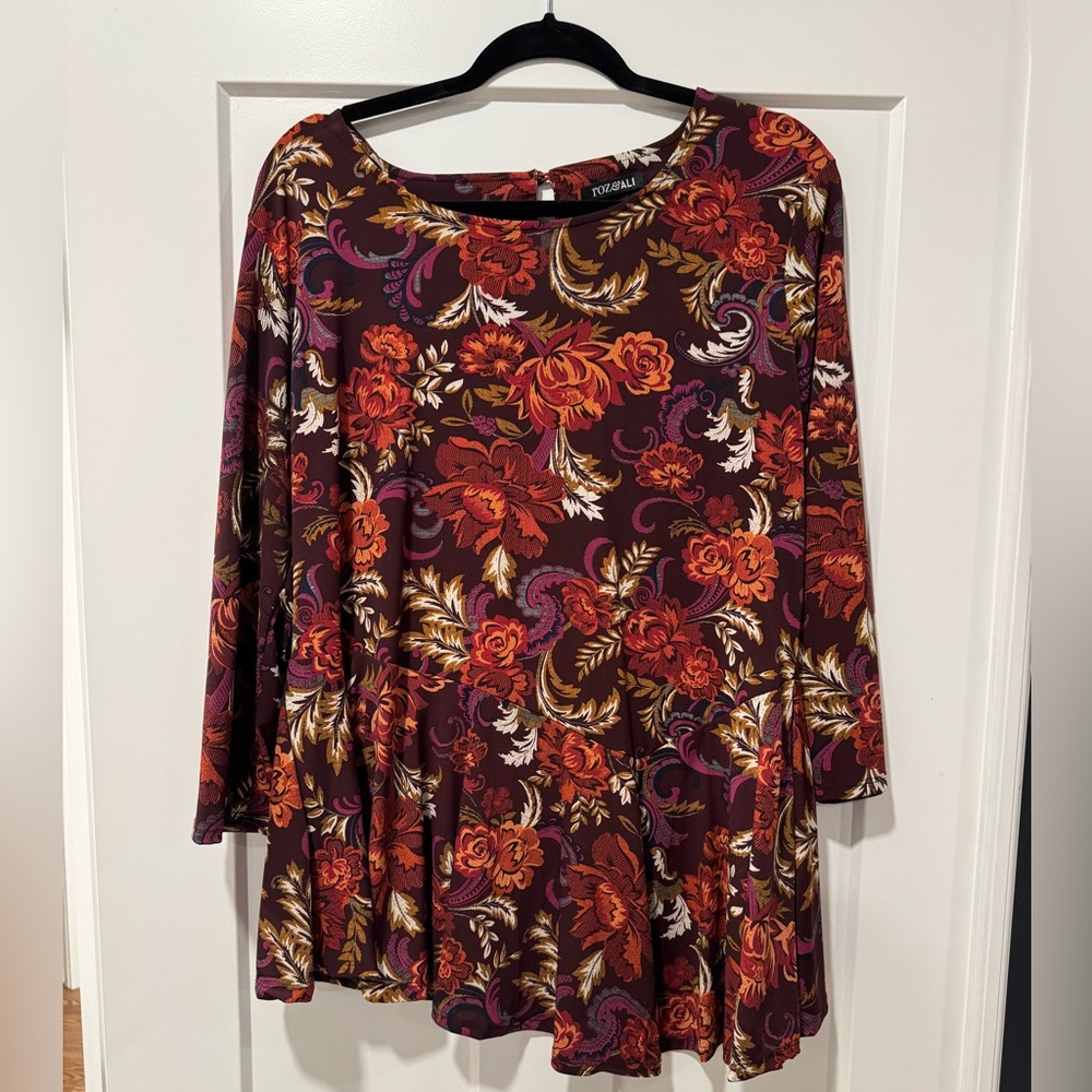 Roz & Ali Burgundy and Red Floral Tunic